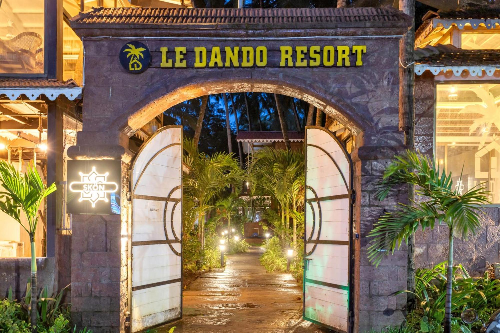 Skon Morjim Beach Resort By Orion Hotels Vieux-Goa Extérieur photo