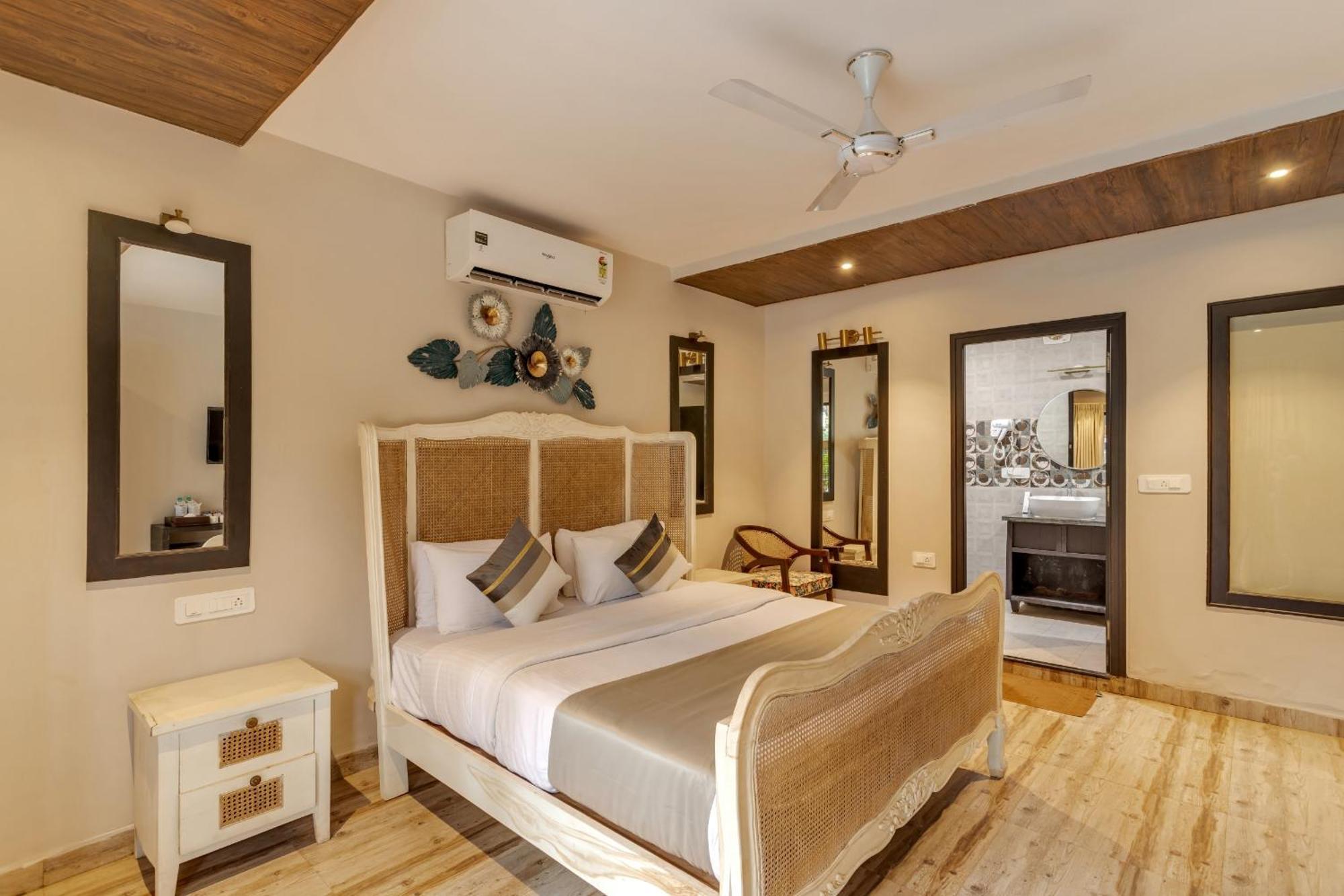 Skon Morjim Beach Resort By Orion Hotels Vieux-Goa Extérieur photo